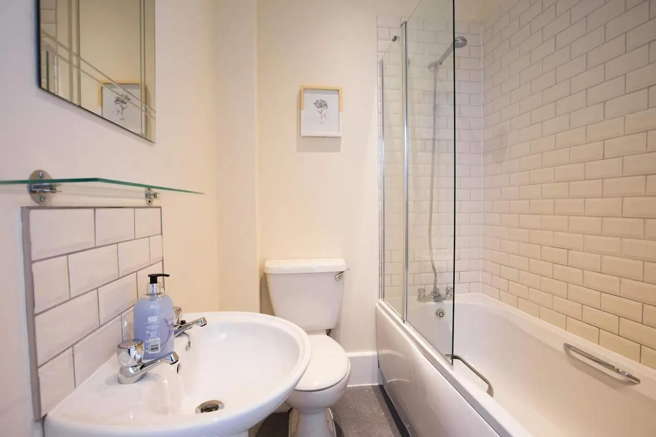 Brewhouse And Kitchen Apartment Bournemouth